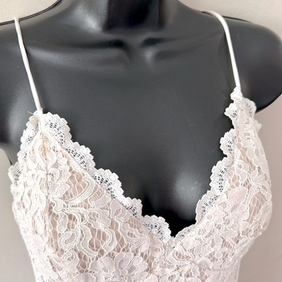 HELLO MOLLY SUN RISING DRESS WHITE size small or 4 - Picture 6 of 16